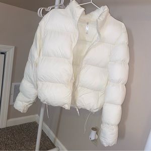 Fabletics White Cropped Puffer Jacket